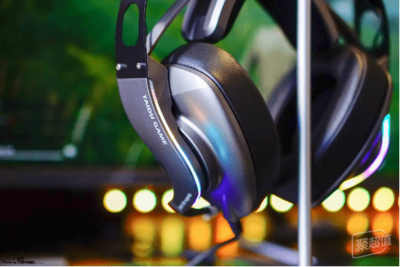 態度決定高度 鈦度領航者游戲耳機，電子競技的聽覺革命